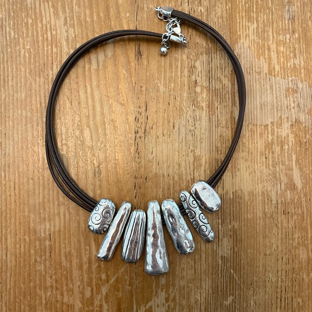 Talbots Necklace - Picture 3 of 3